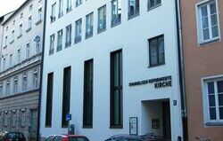 Das Gemeindehaus in der Reisingerstraße